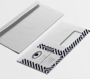 Encomende um Envelope para enviar comunicações por correio